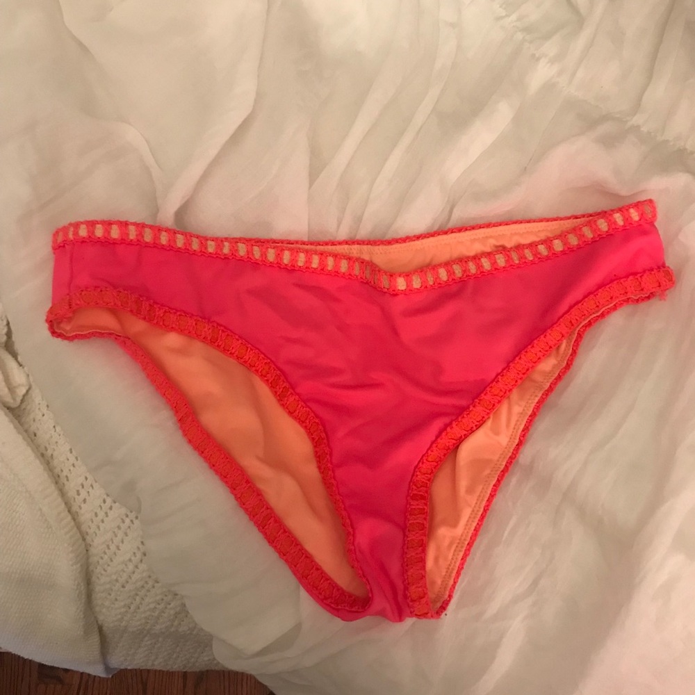 VS bathing suit bottom